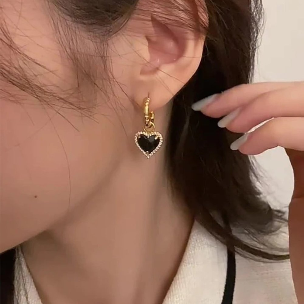 NEW Silver Black Zircon Love Heart Earrings - Picture 2 of 5